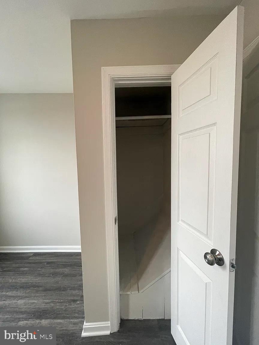 BROADWAY EAST - Residential Lease