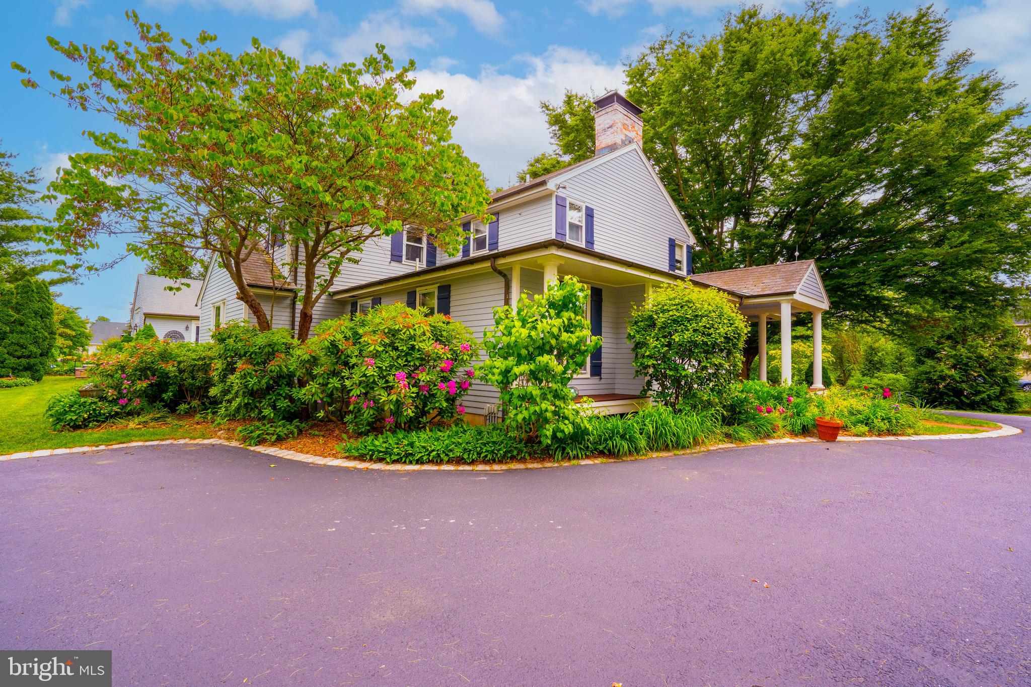 7 FINCH COURT