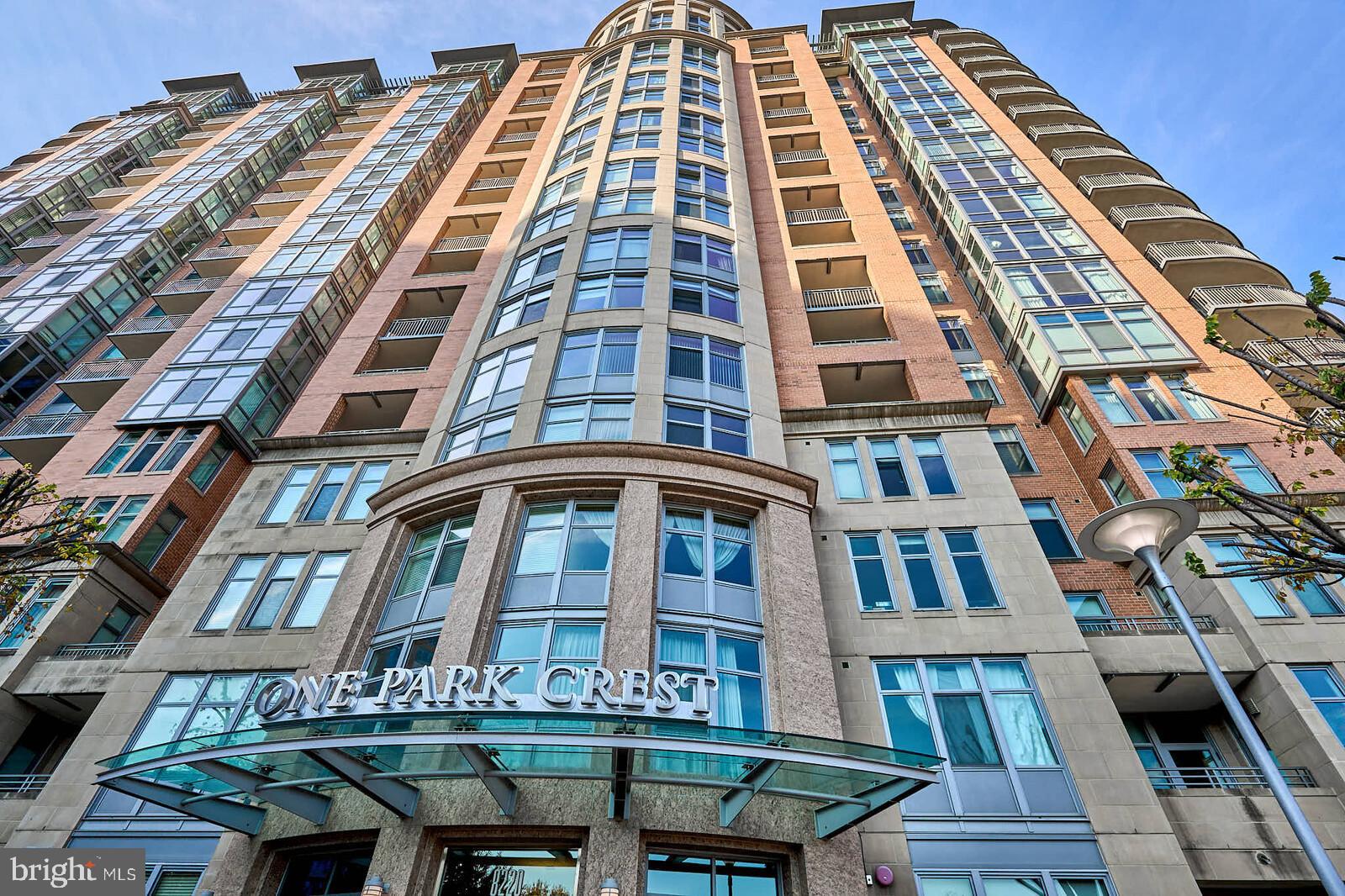 ONE PARK CREST CONDOMINIUM - Residential