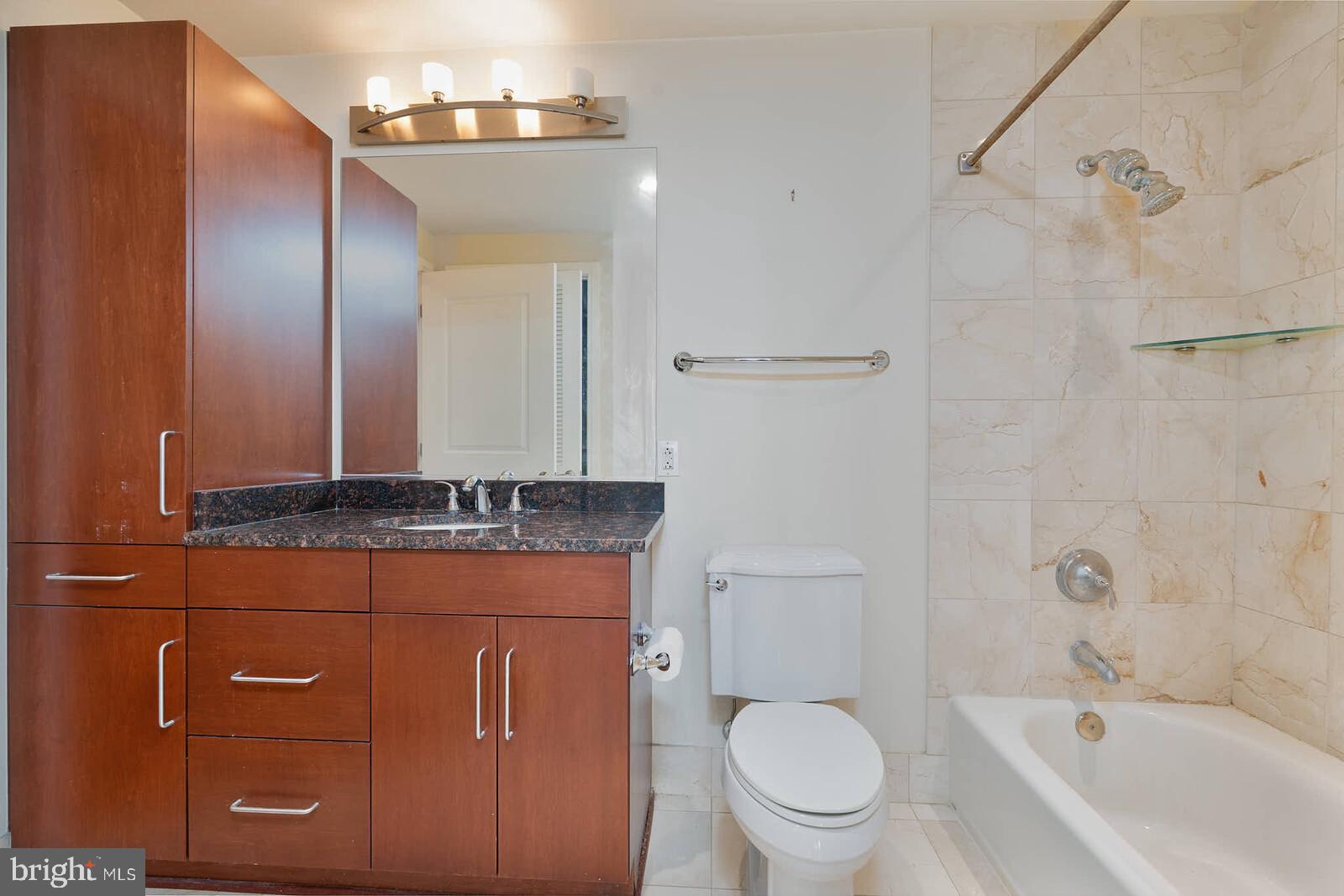 ONE PARK CREST CONDOMINIUM - Residential