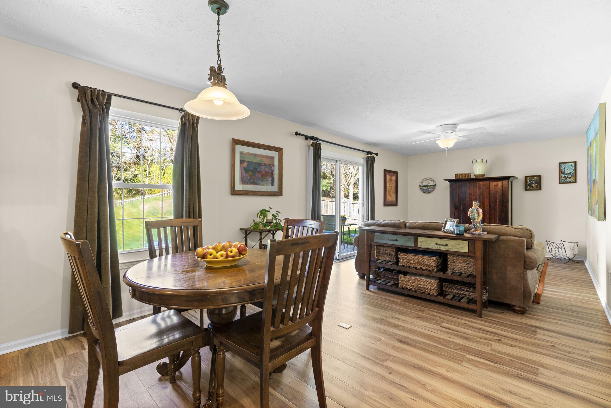 RIVERS EDGE - Residential