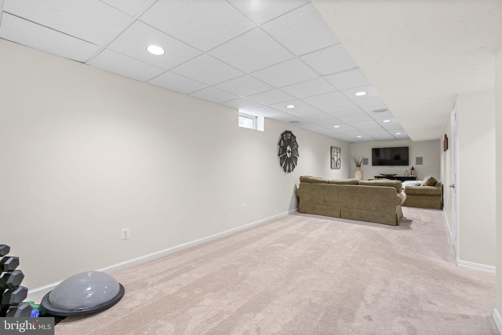 RIVERS EDGE - Residential