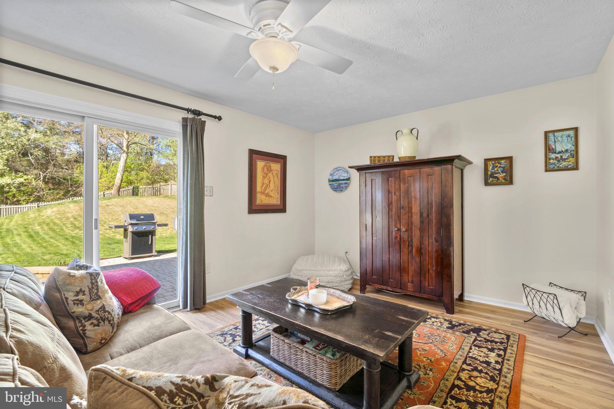 RIVERS EDGE - Residential