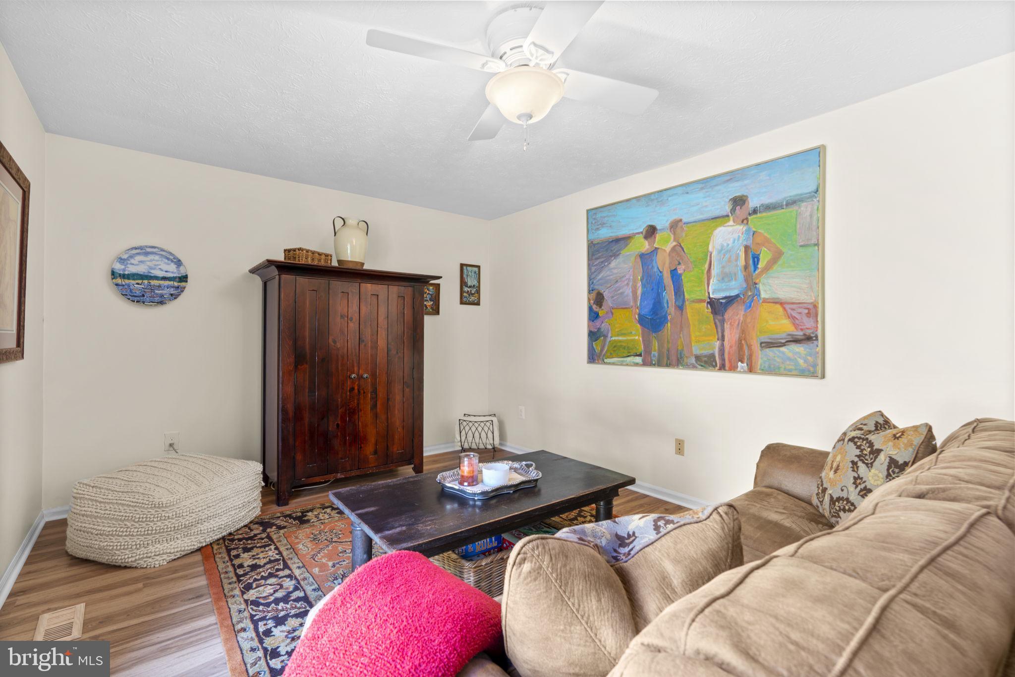 RIVERS EDGE - Residential