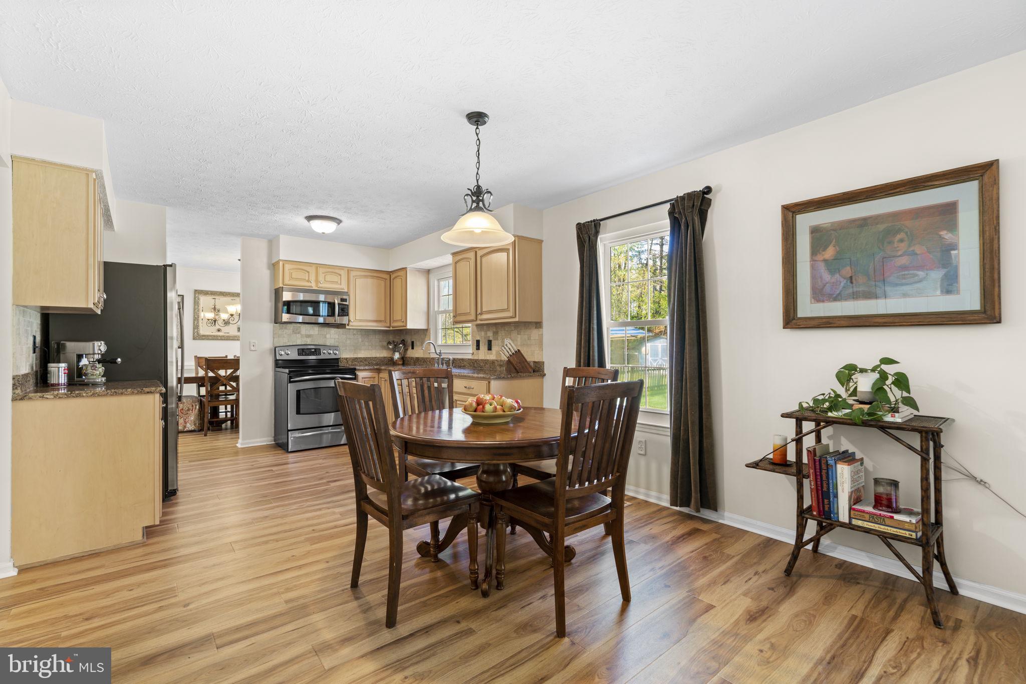 RIVERS EDGE - Residential