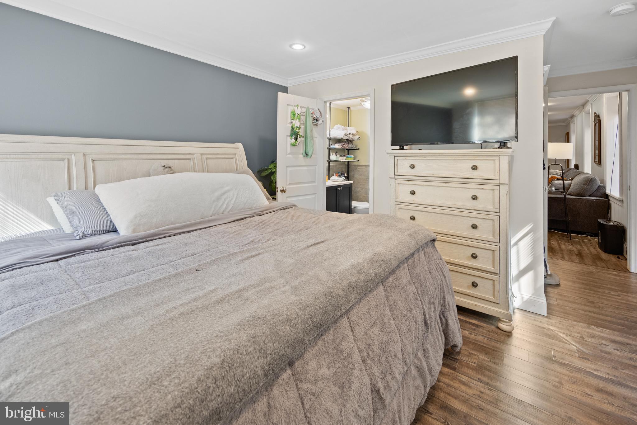 FAIRMOUNT - Residential