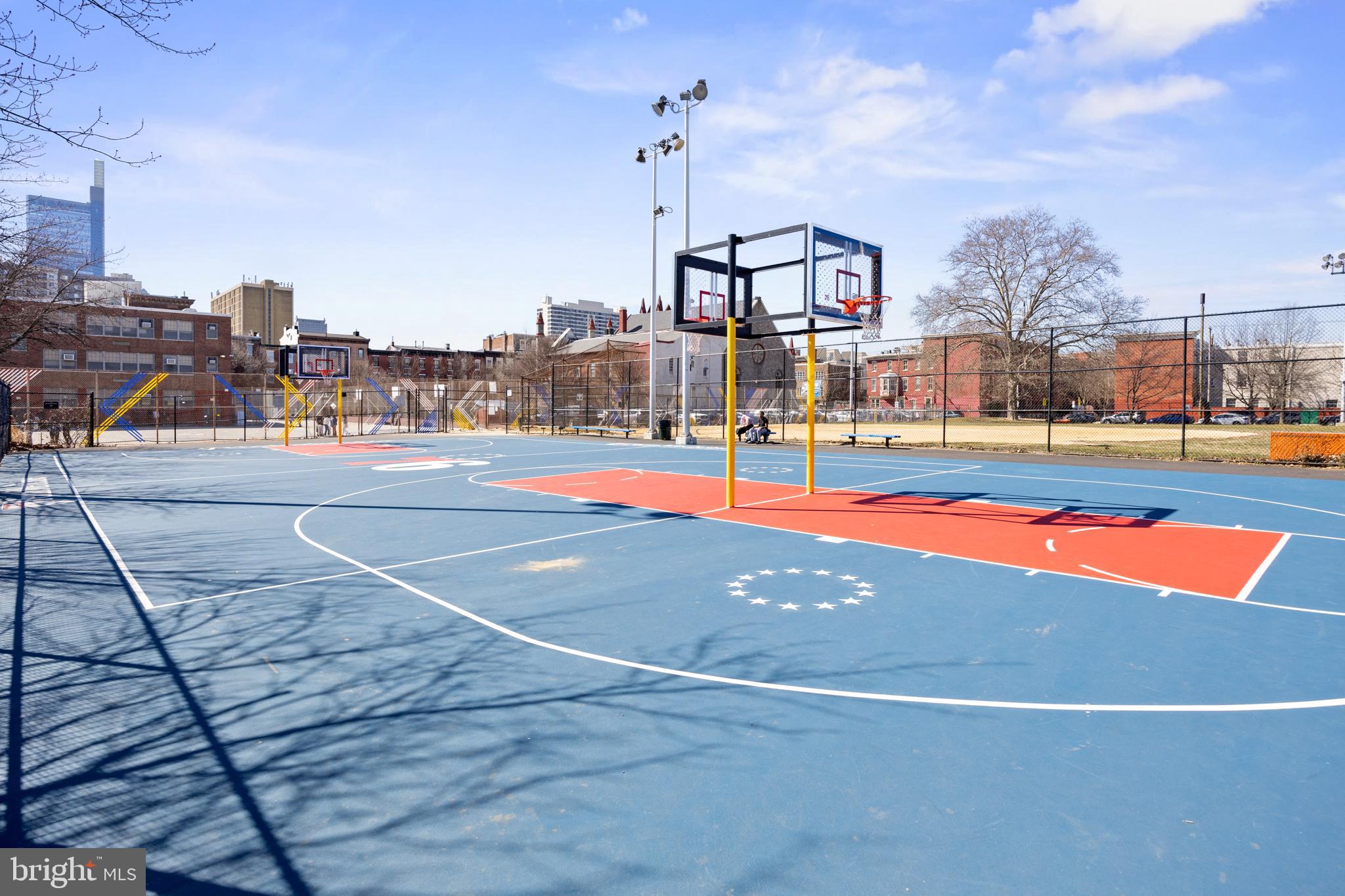 FAIRMOUNT - Residential