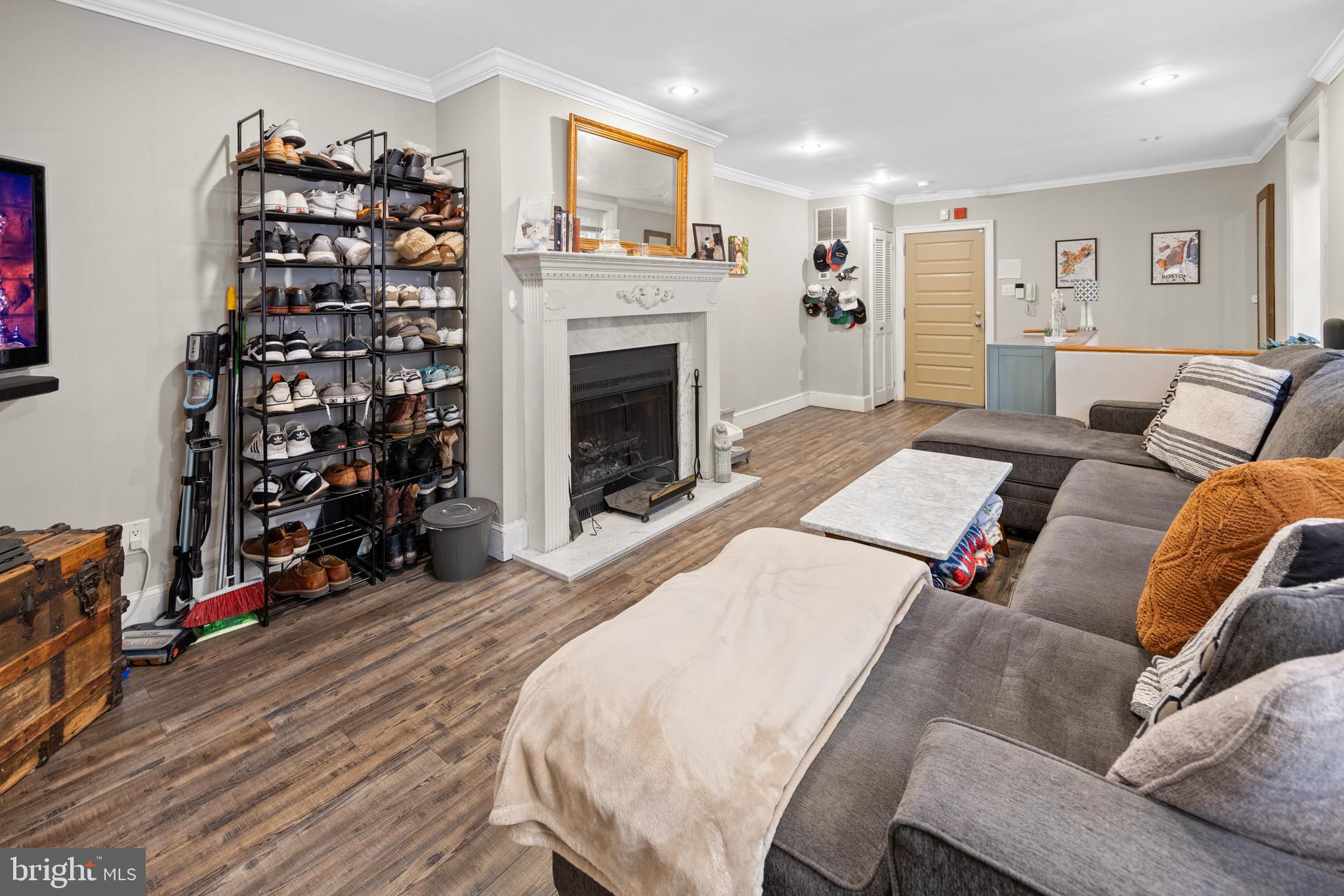 FAIRMOUNT - Residential