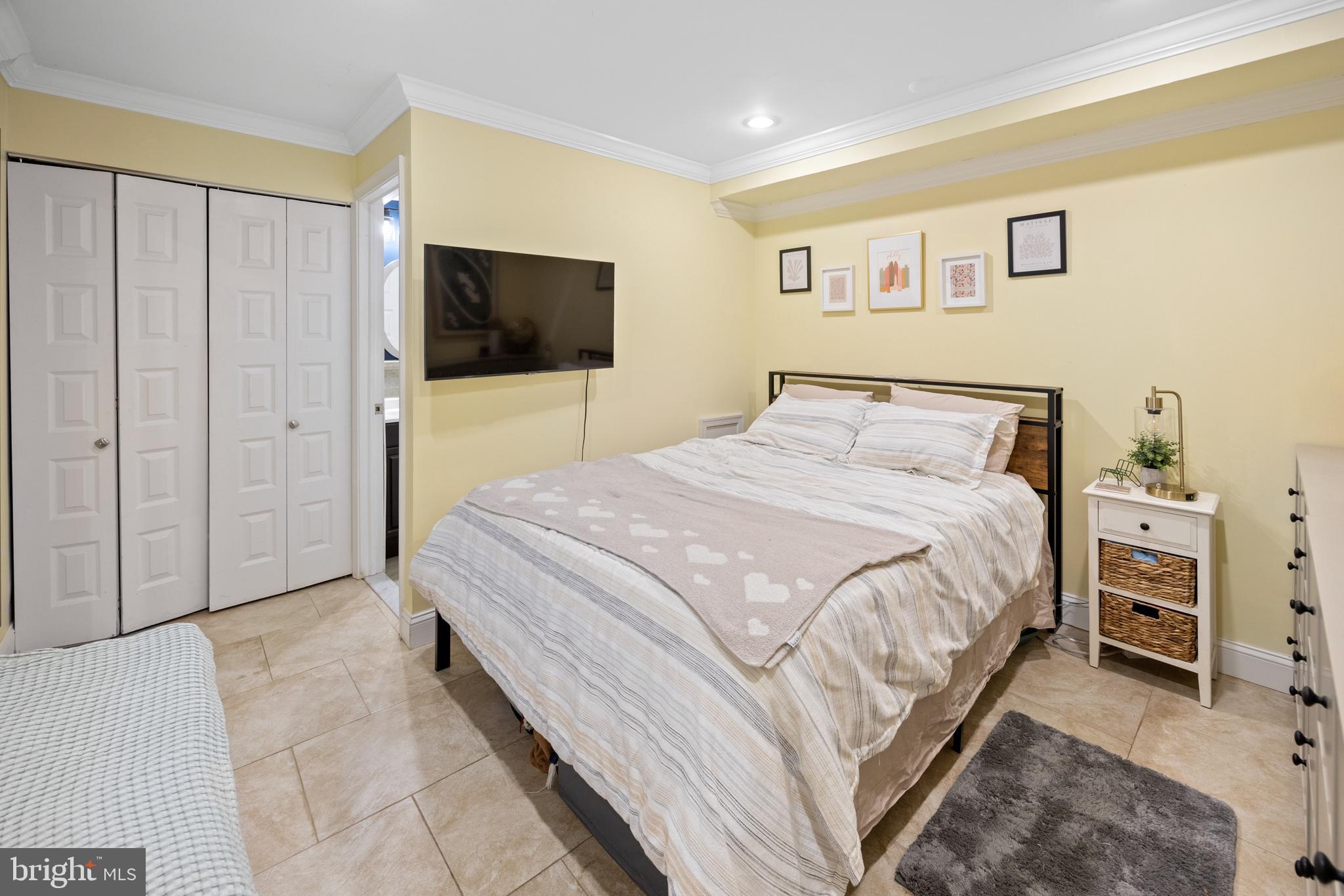 FAIRMOUNT - Residential