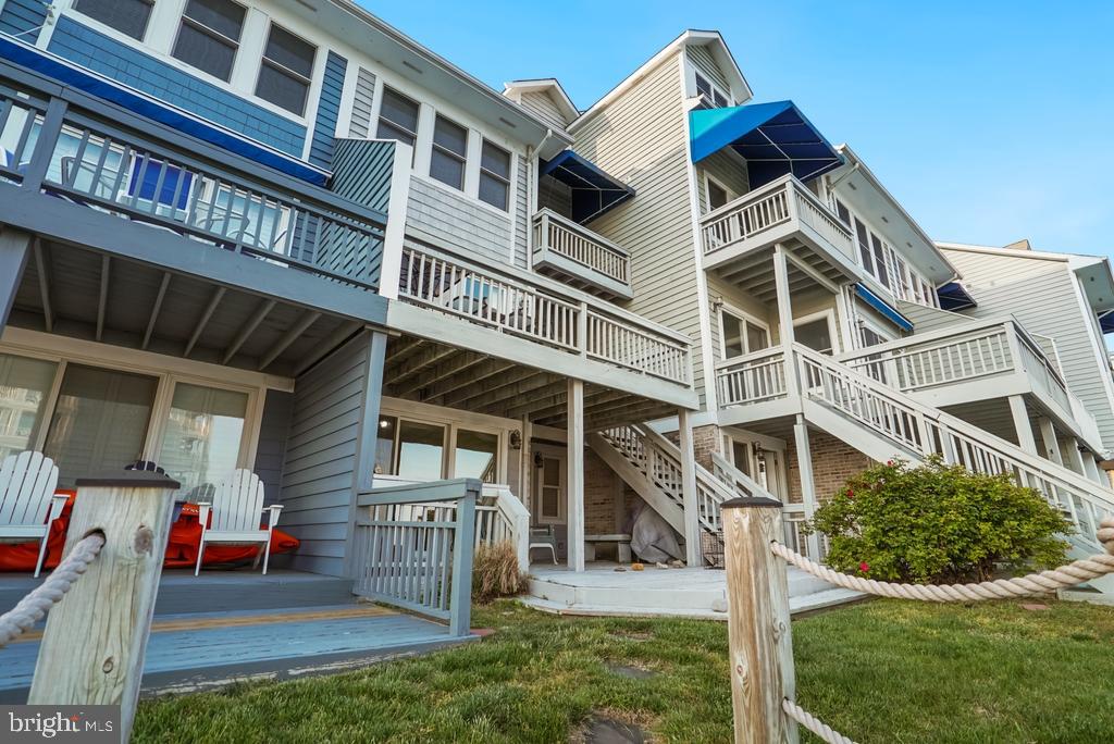 WINDWARD KEY - Residential