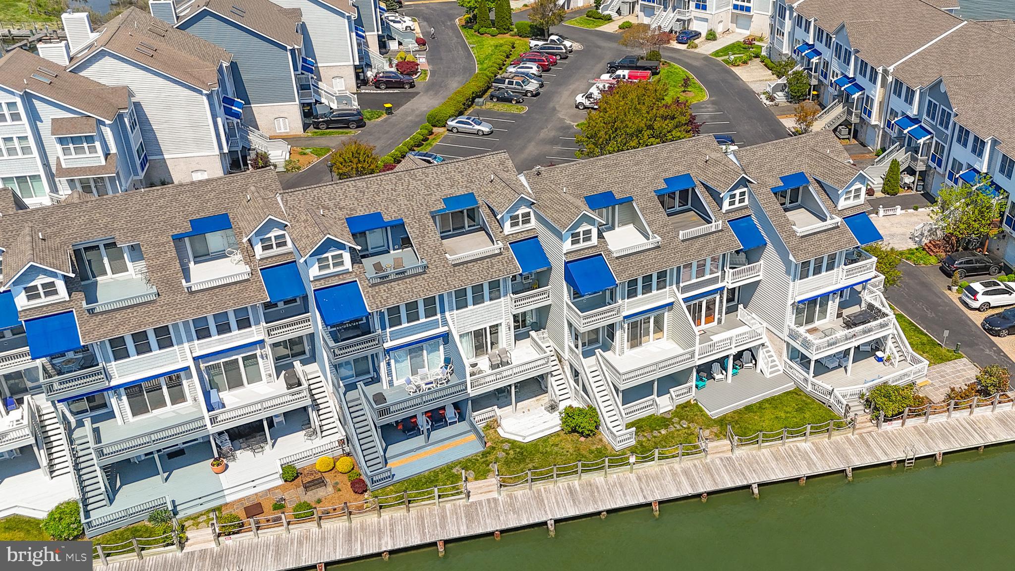 WINDWARD KEY - Residential