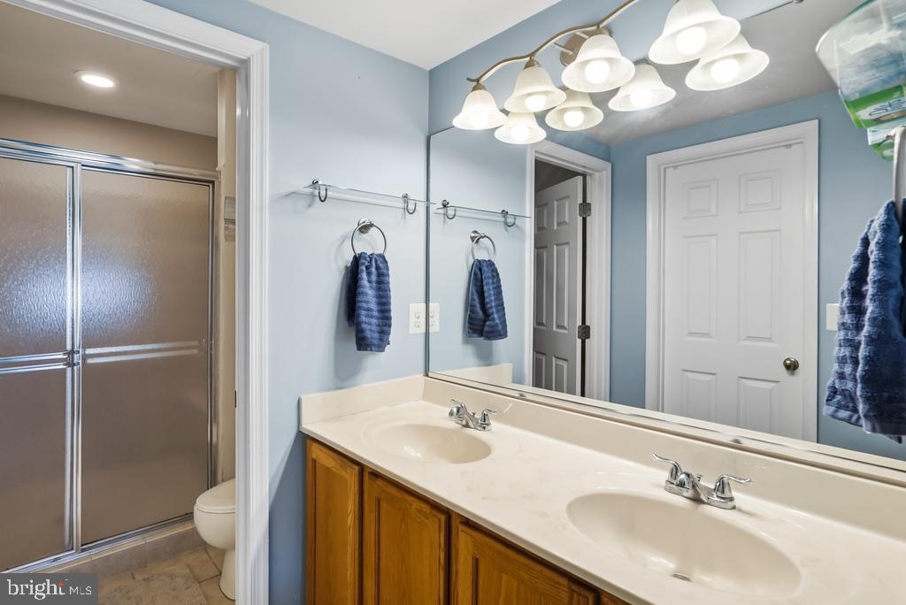 WINDWARD KEY - Residential