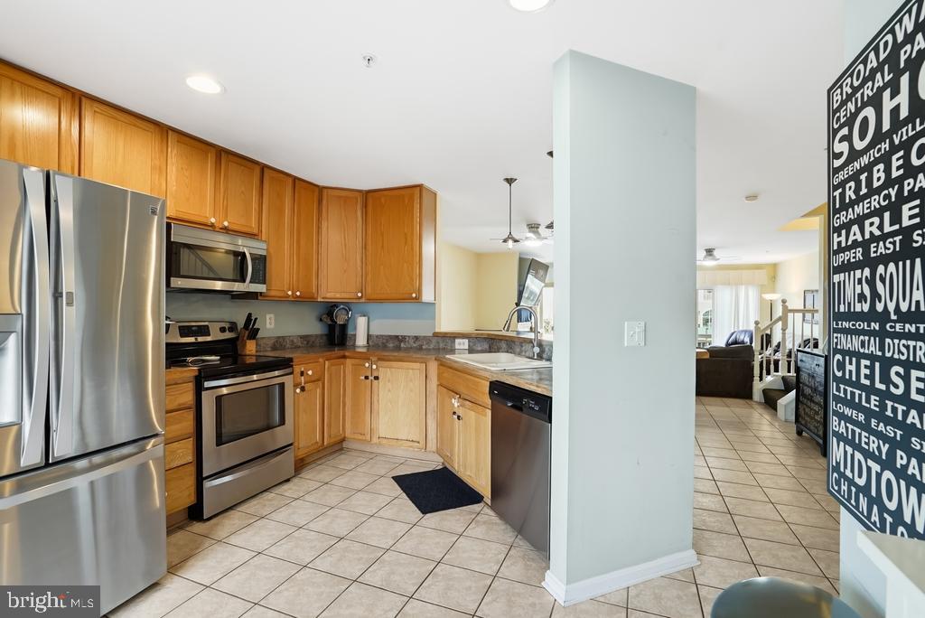 WINDWARD KEY - Residential