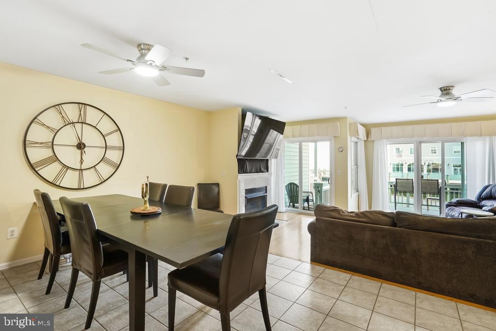 WINDWARD KEY - Residential