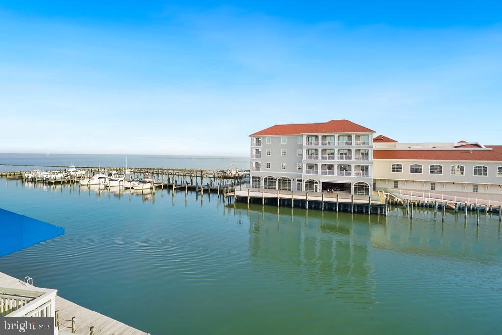 WINDWARD KEY - Residential