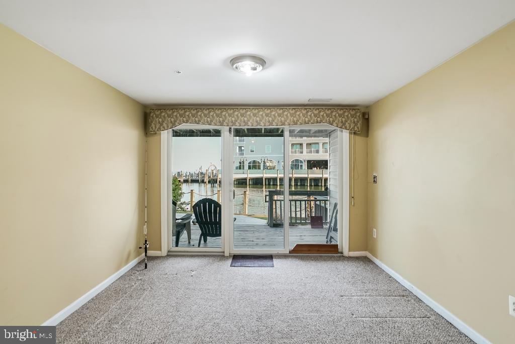 WINDWARD KEY - Residential