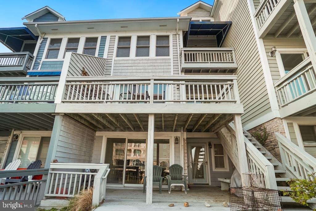 WINDWARD KEY - Residential