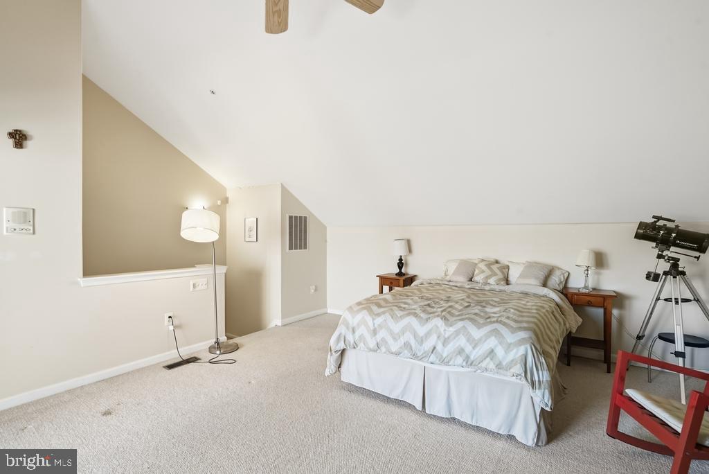 WINDWARD KEY - Residential
