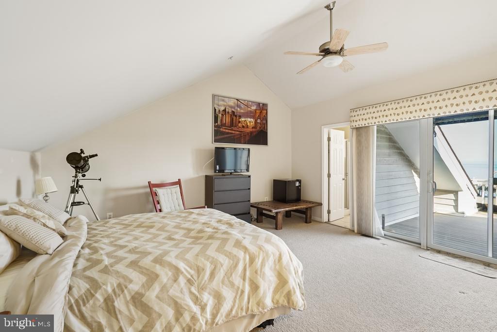 WINDWARD KEY - Residential