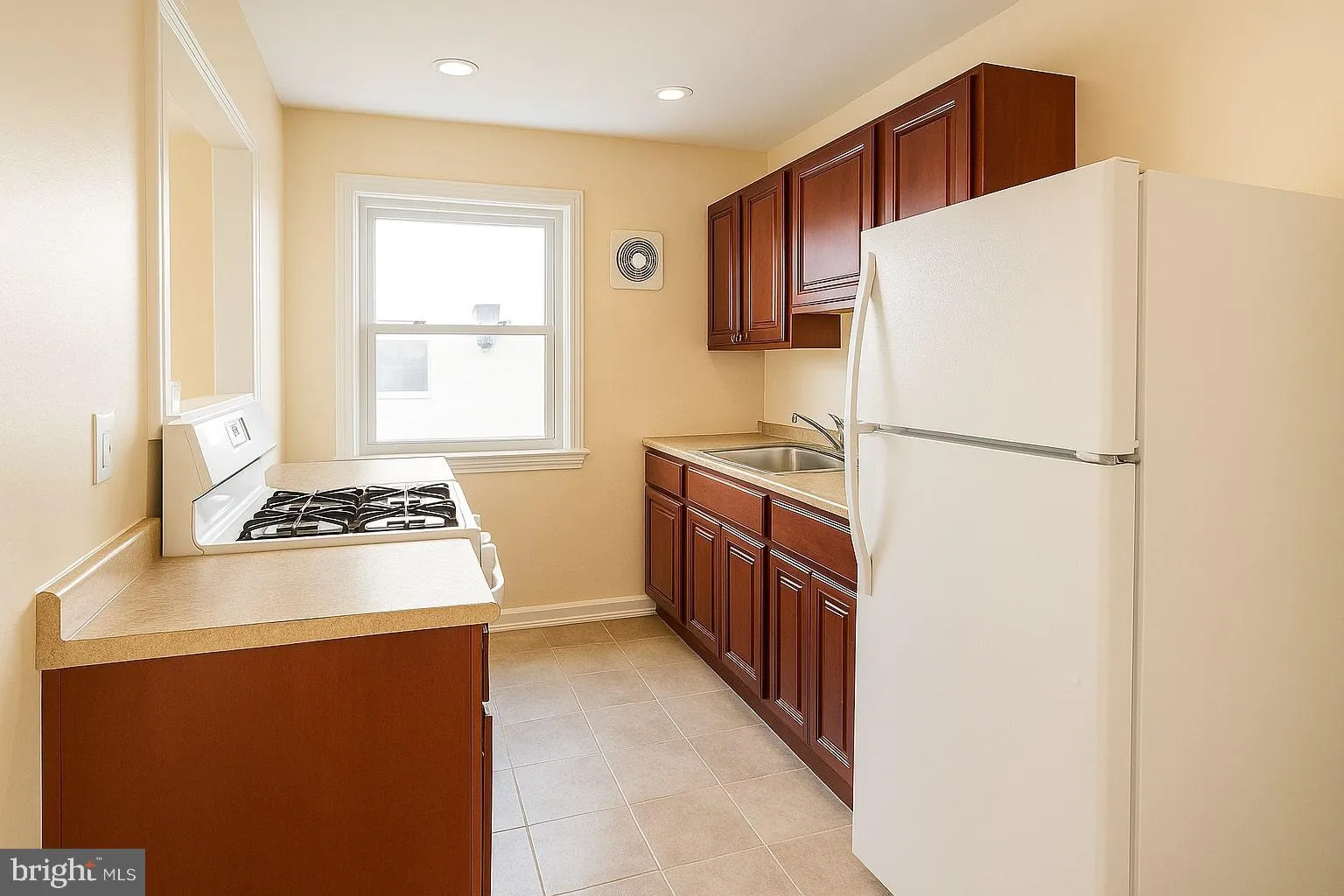 Ewing, New Jersey 08618, United States, 6 Bedrooms Bedrooms, ,Residential,Active,155331