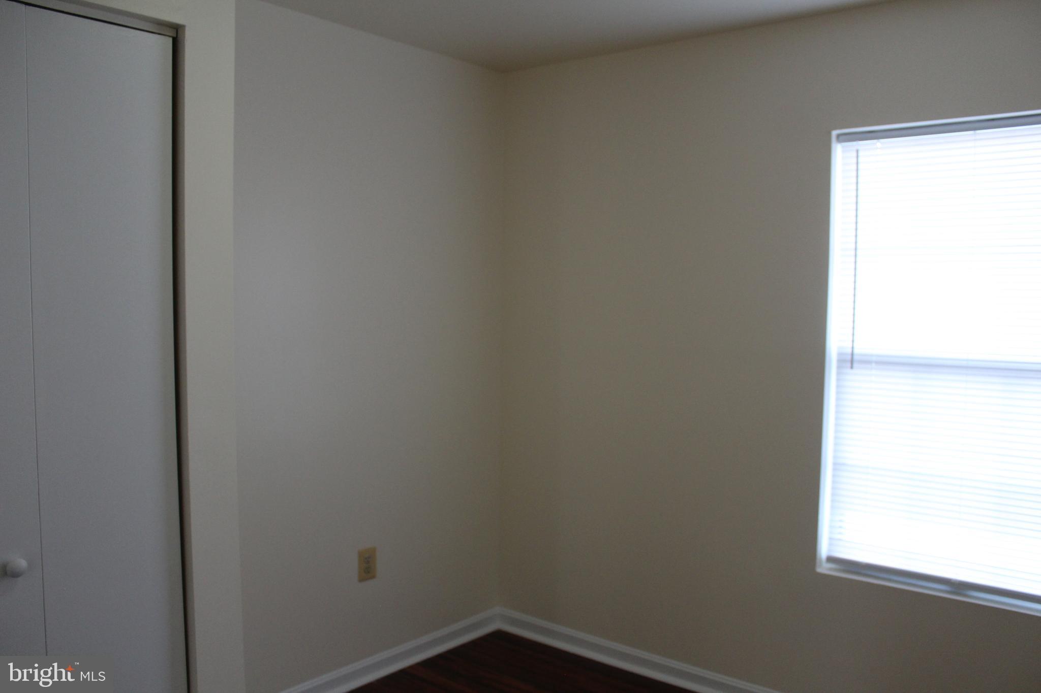 MAPLE SHADE - Residential Lease