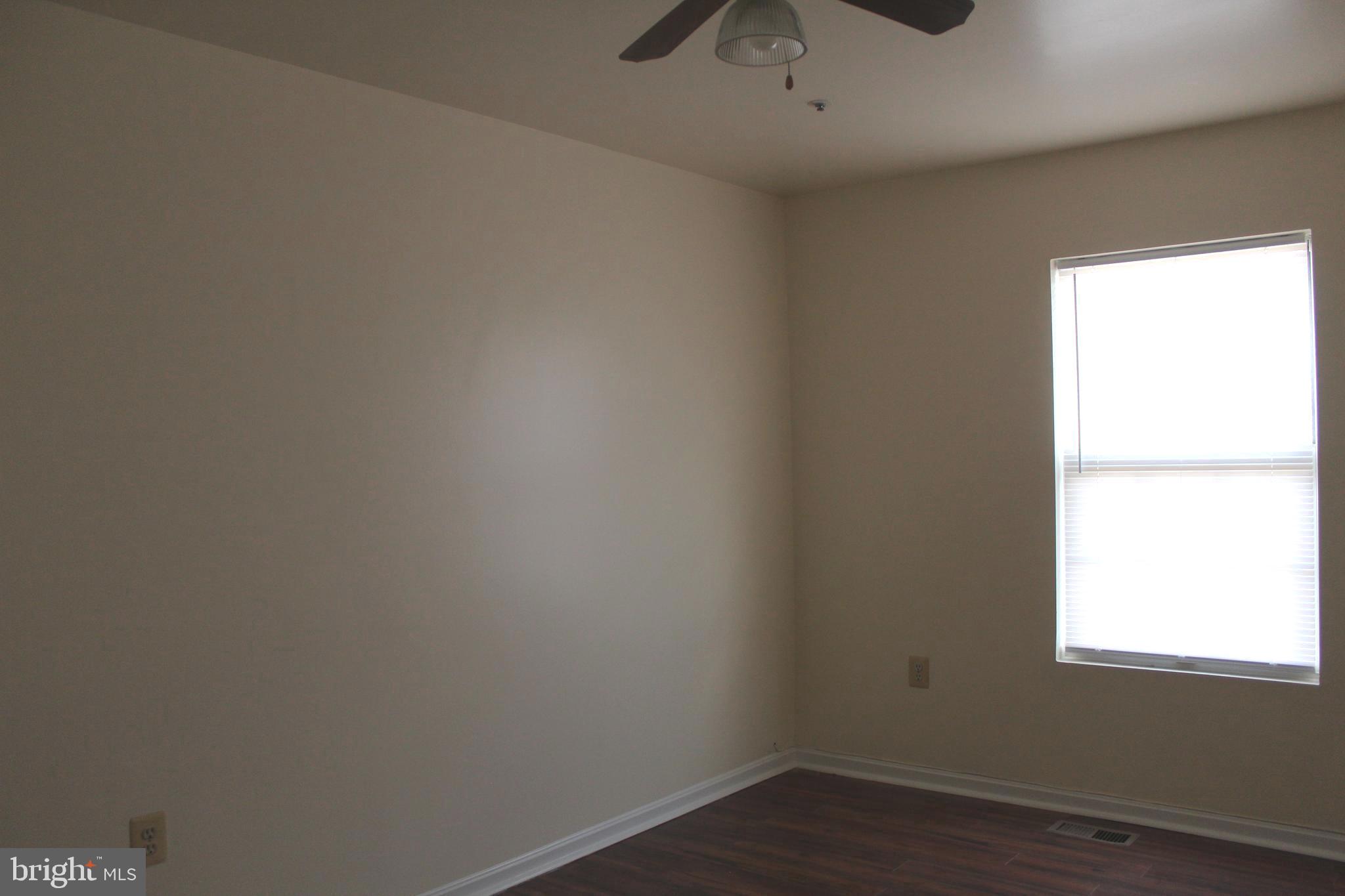 MAPLE SHADE - Residential Lease