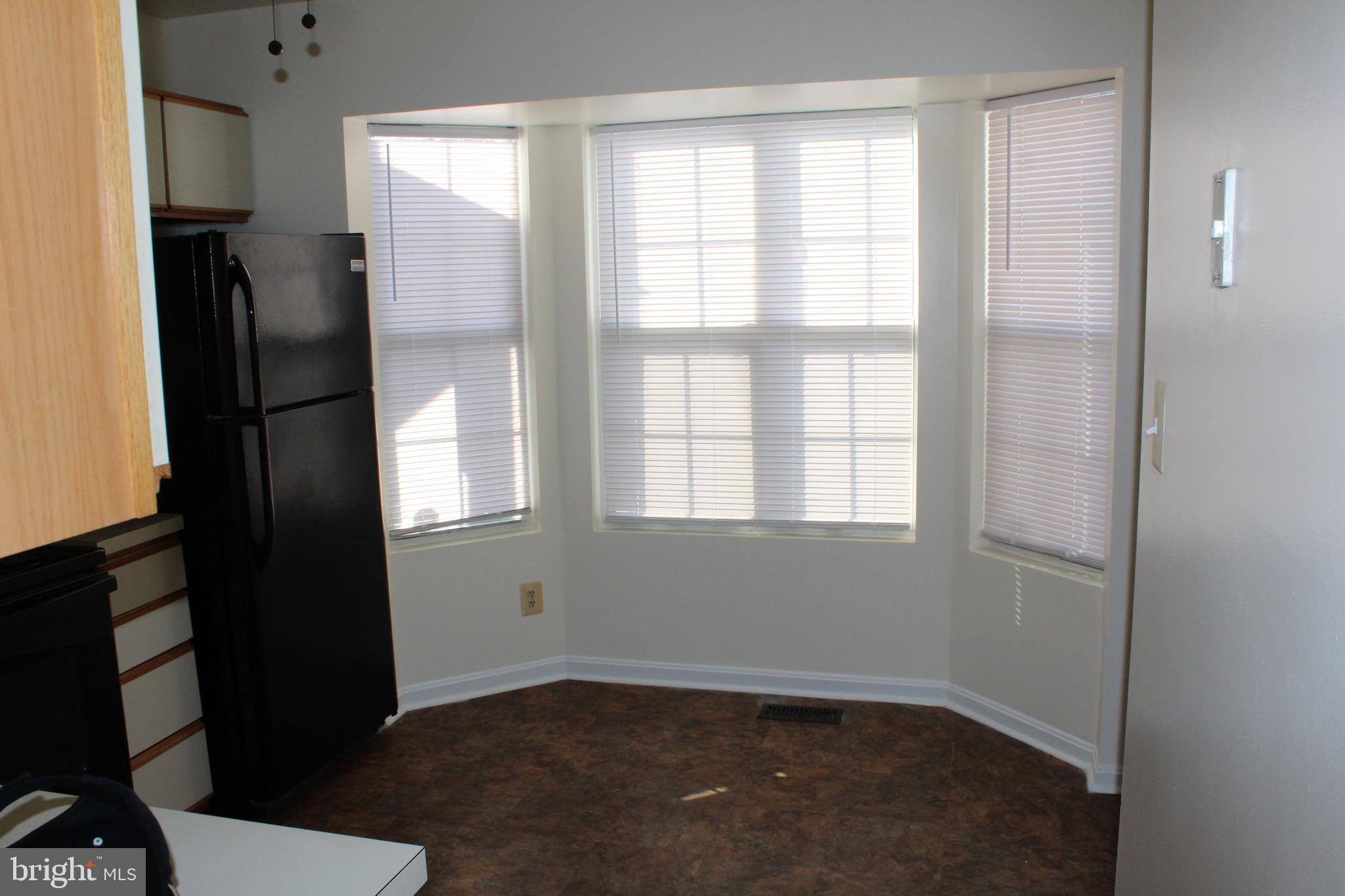 MAPLE SHADE - Residential Lease