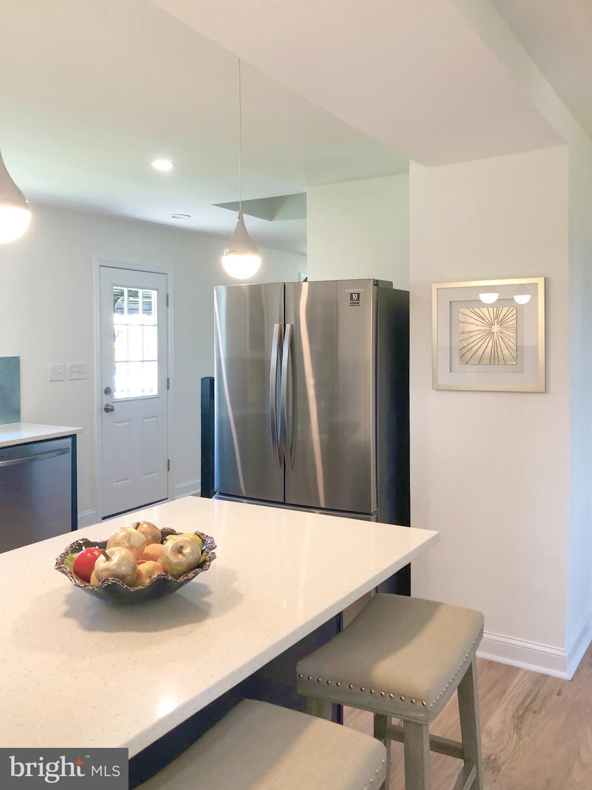 EDGEMERE - Residential