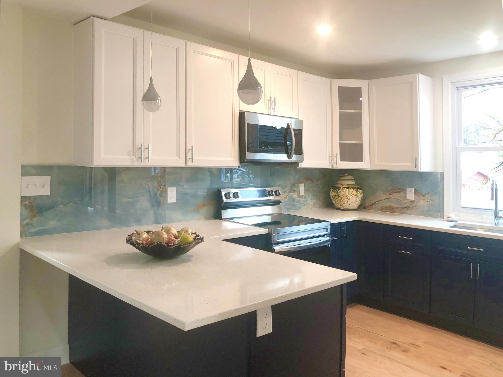 EDGEMERE - Residential