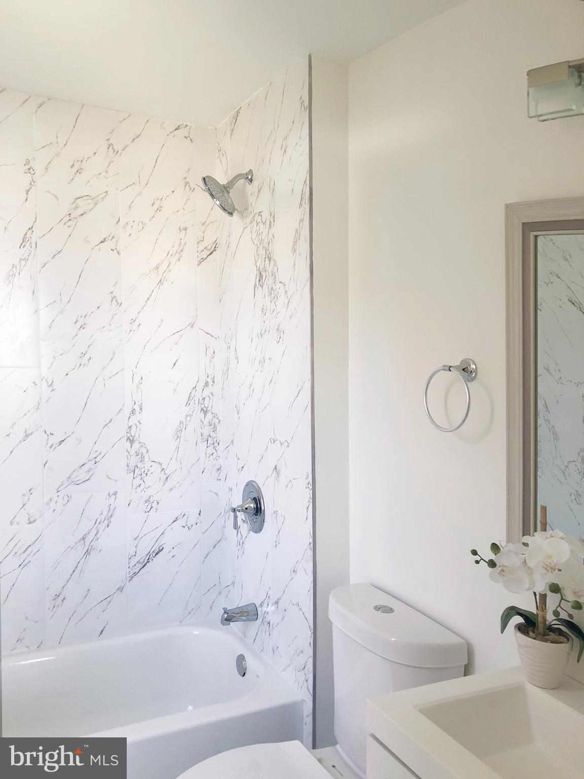 EDGEMERE - Residential