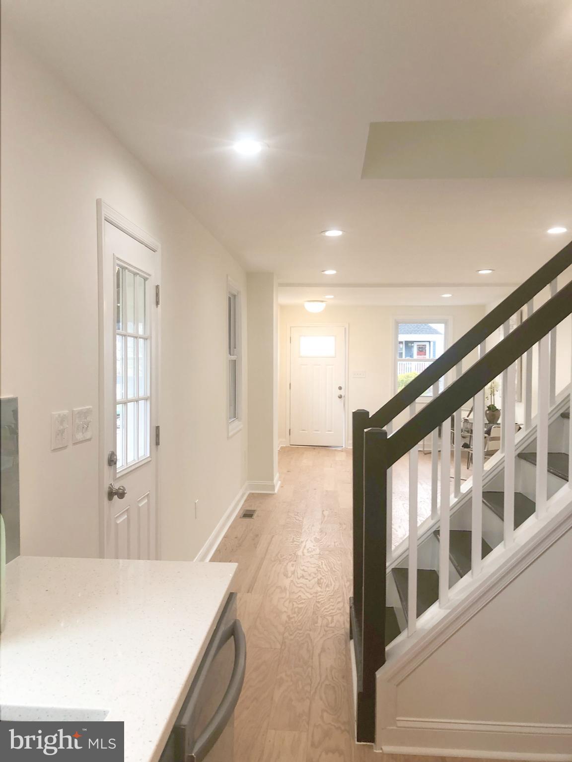 EDGEMERE - Residential