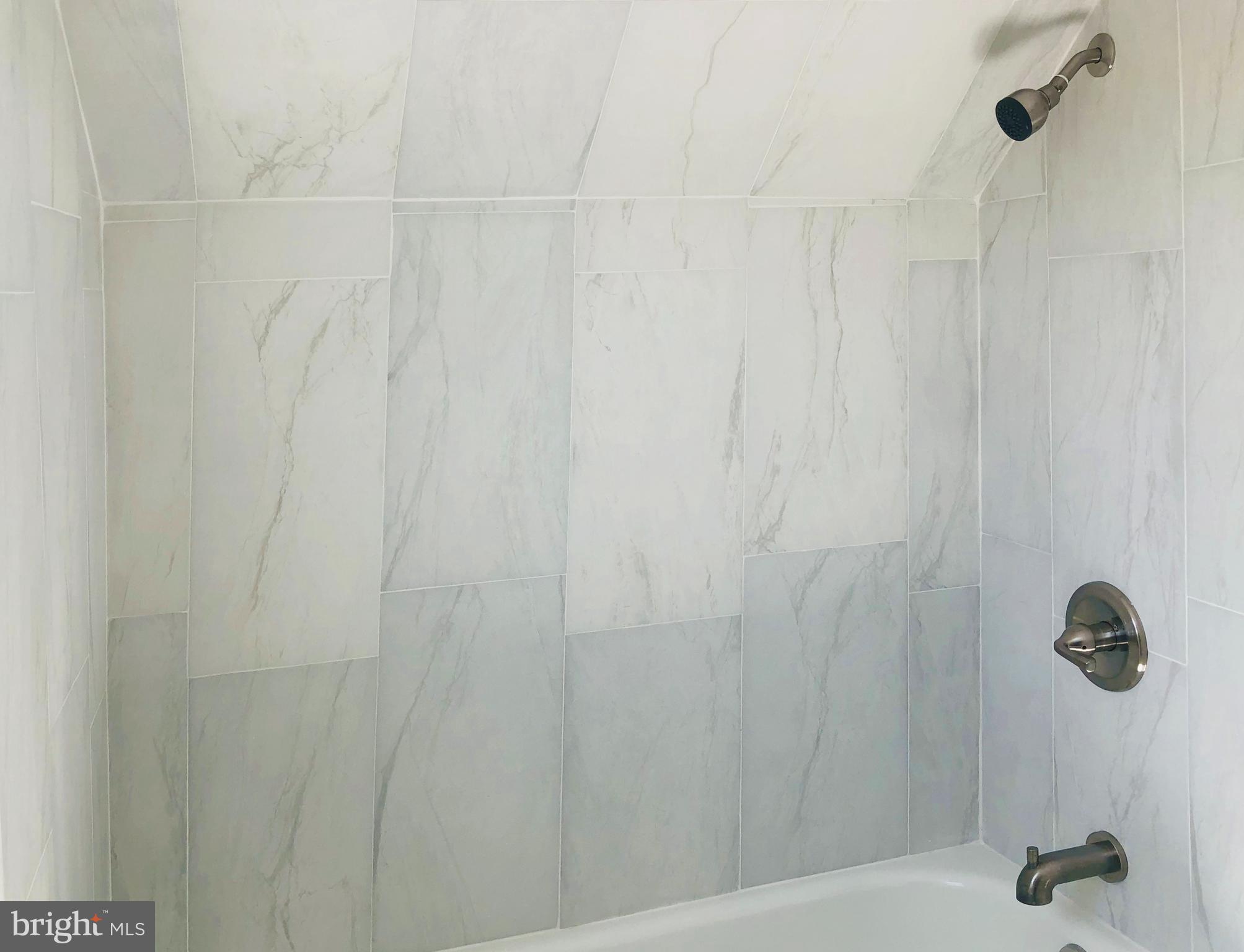 EDGEMERE - Residential