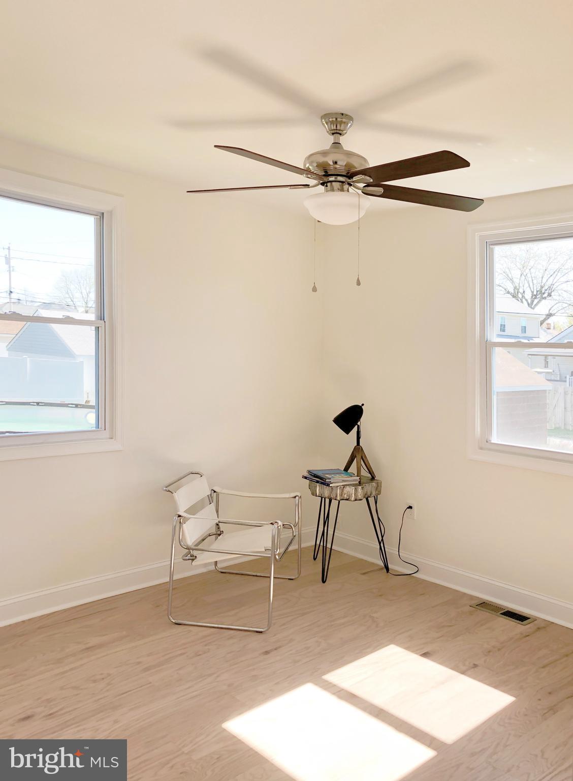 EDGEMERE - Residential