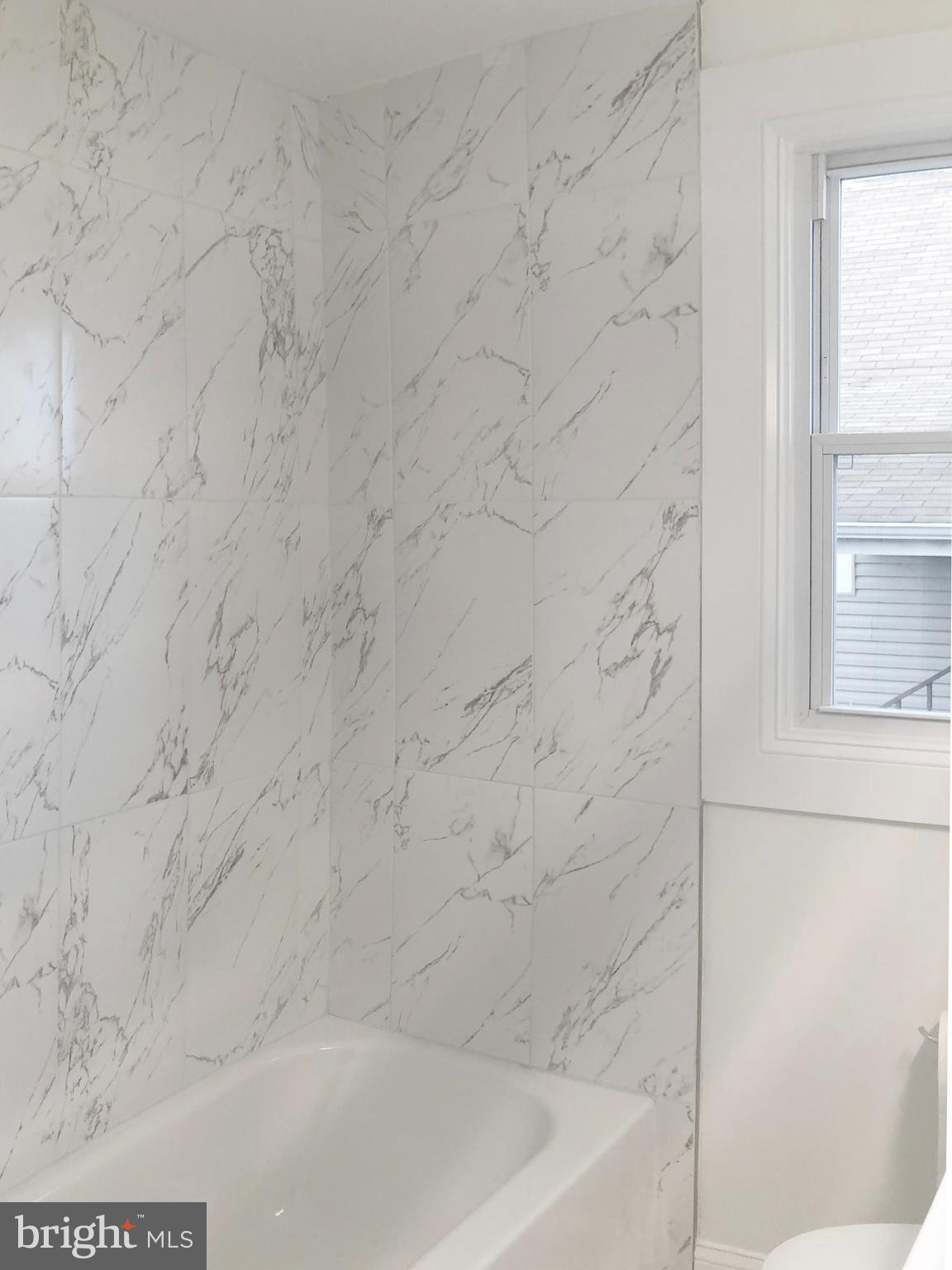 EDGEMERE - Residential