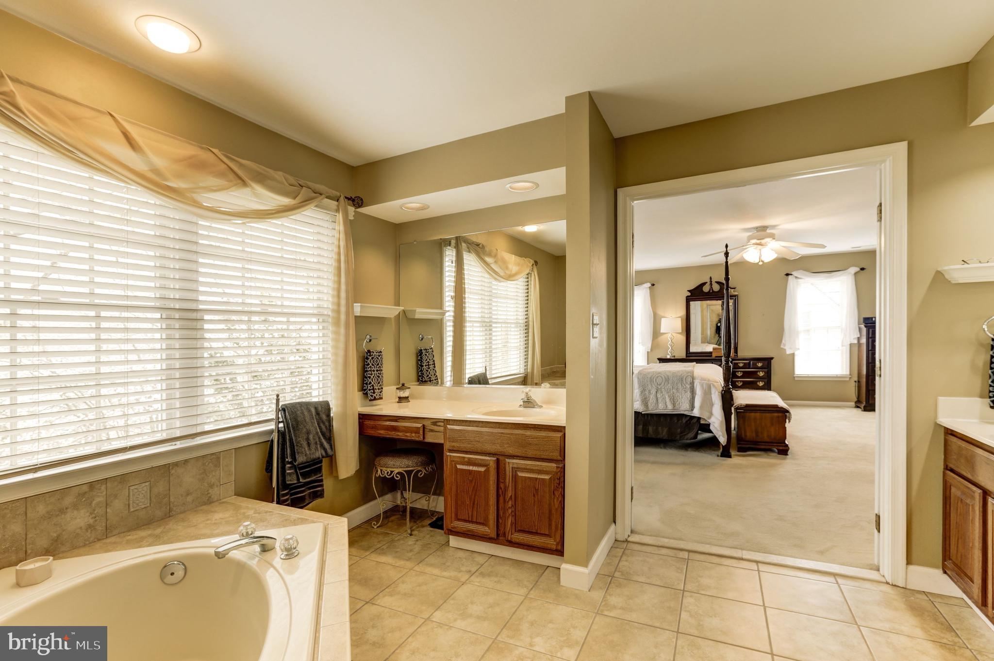 COMPTON HEIGHTS - Residential