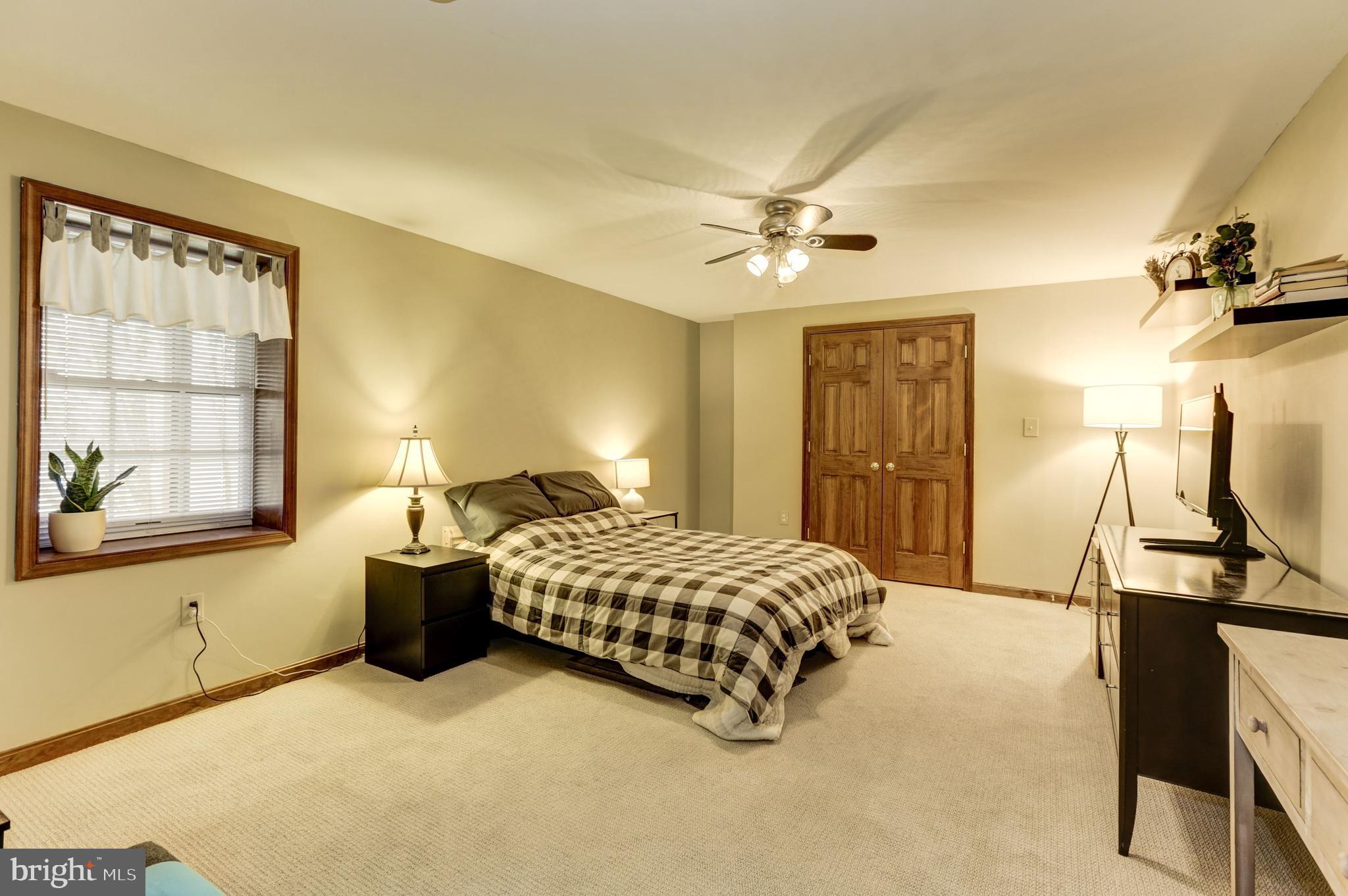 COMPTON HEIGHTS - Residential