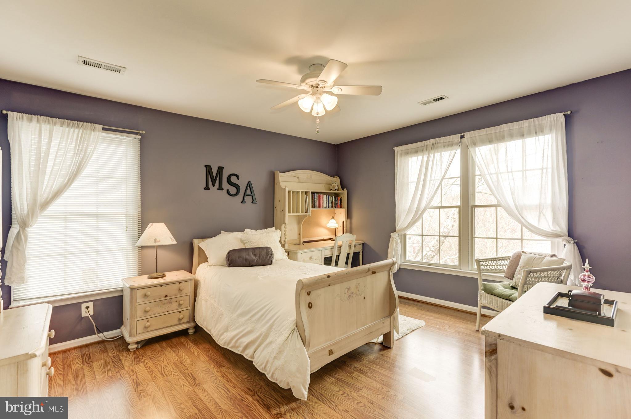 COMPTON HEIGHTS - Residential