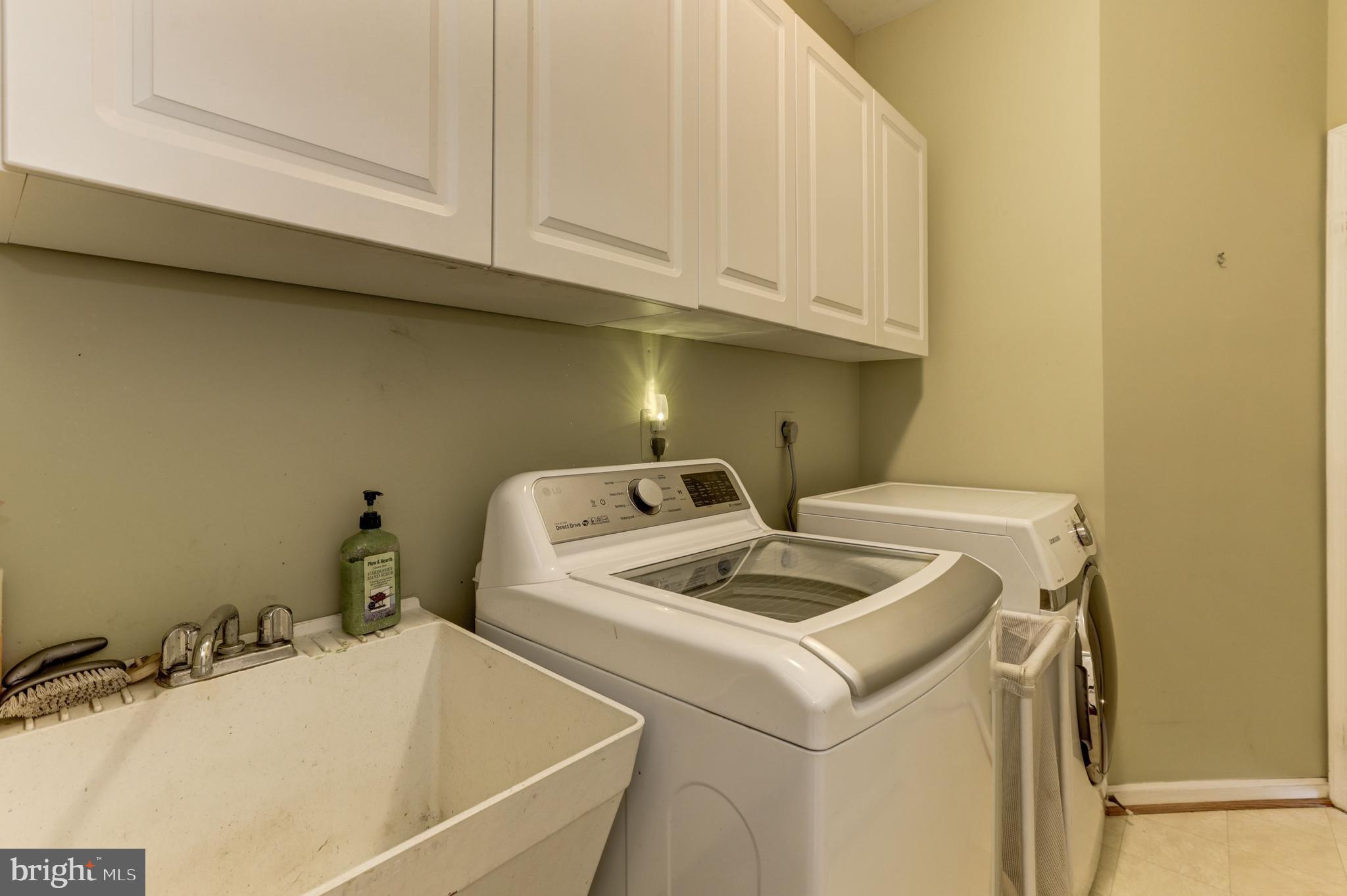 COMPTON HEIGHTS - Residential