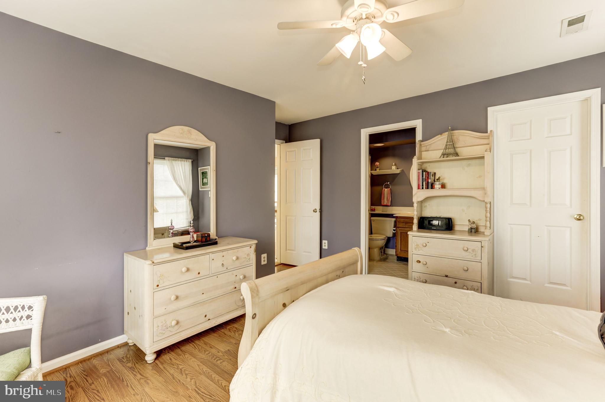 COMPTON HEIGHTS - Residential