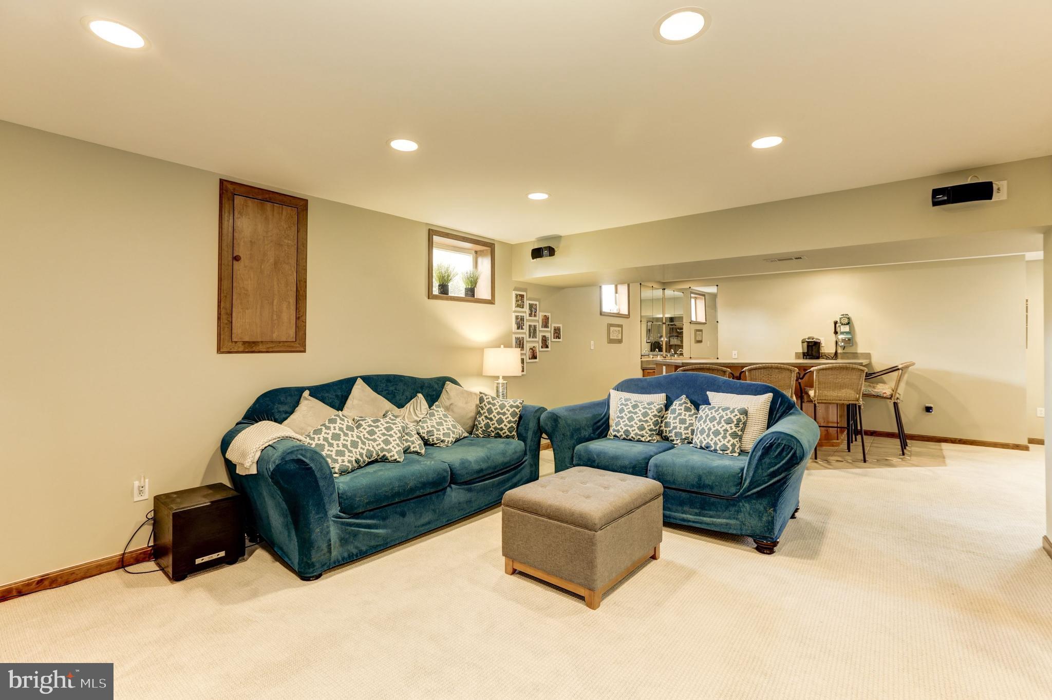 COMPTON HEIGHTS - Residential