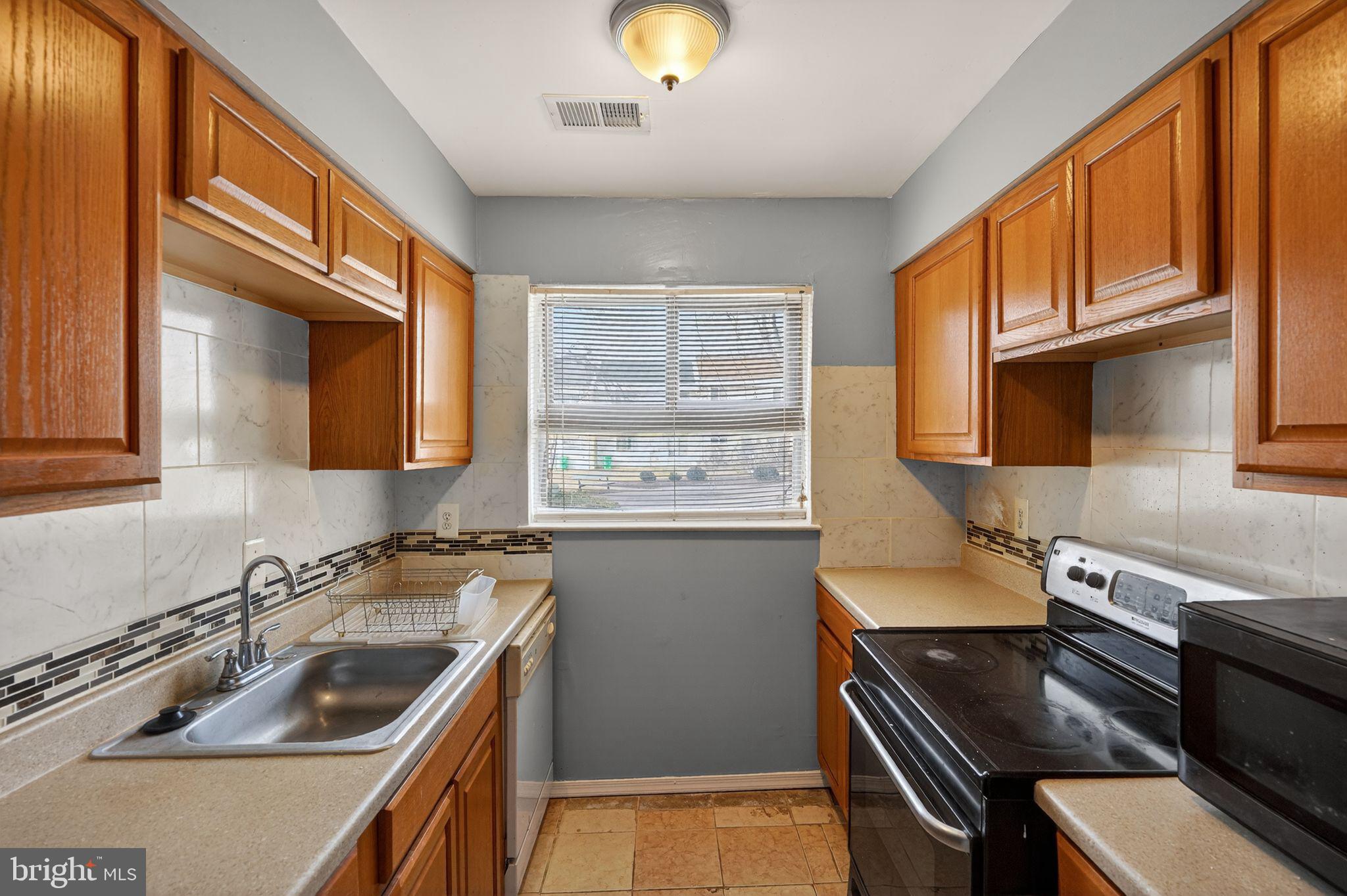 CIPRIANO WOODS - Residential