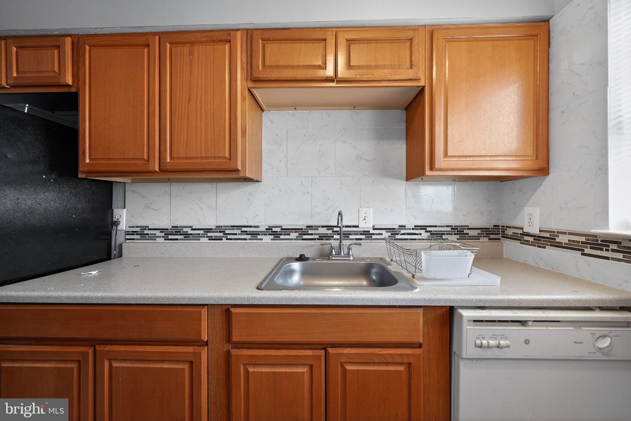 CIPRIANO WOODS - Residential