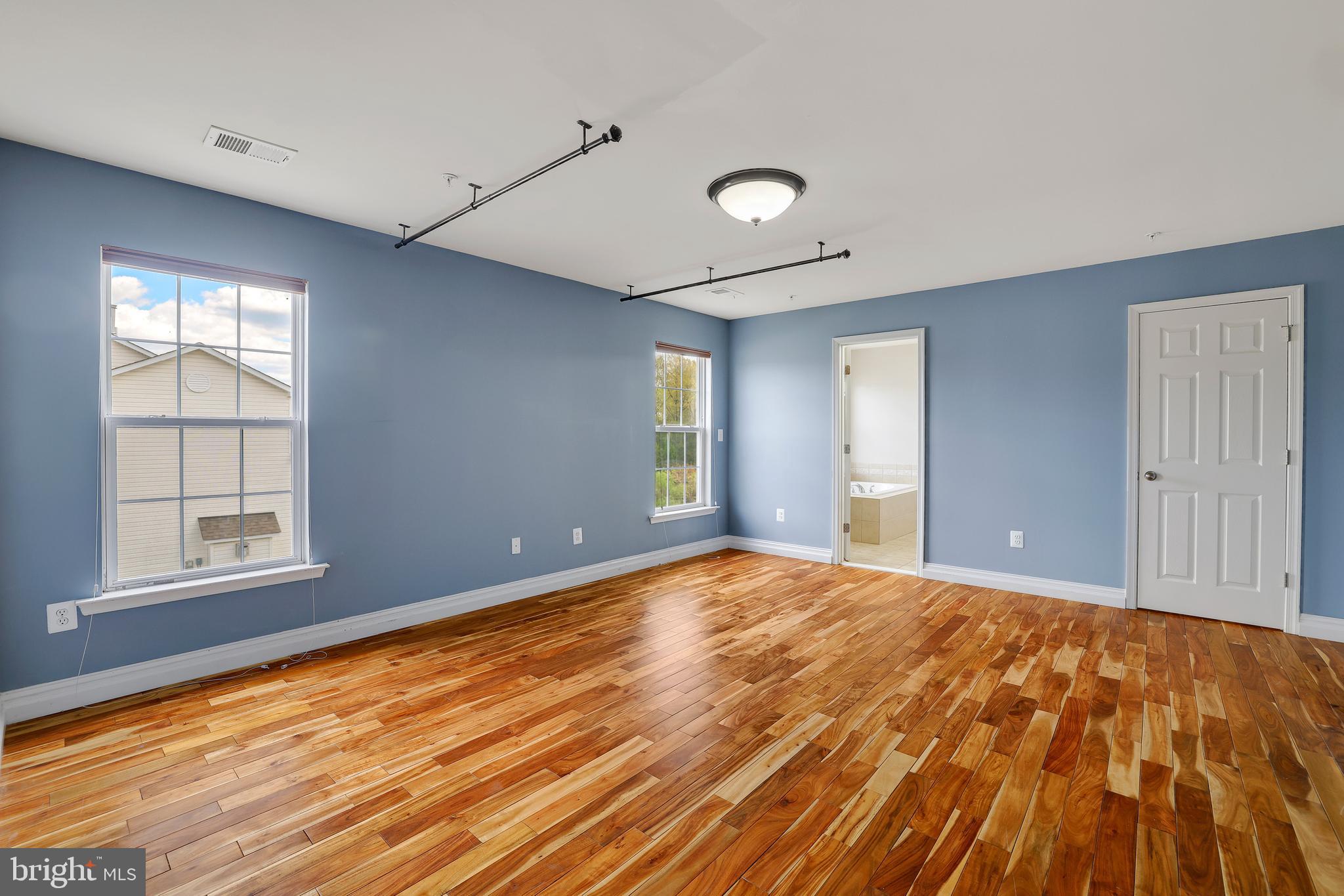 GREENHAVEN RUN - Residential