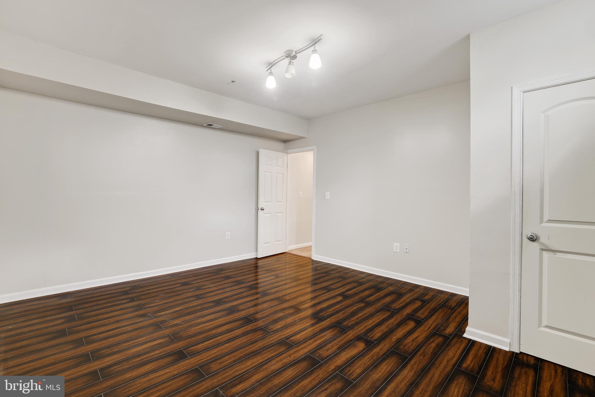 GREENHAVEN RUN - Residential