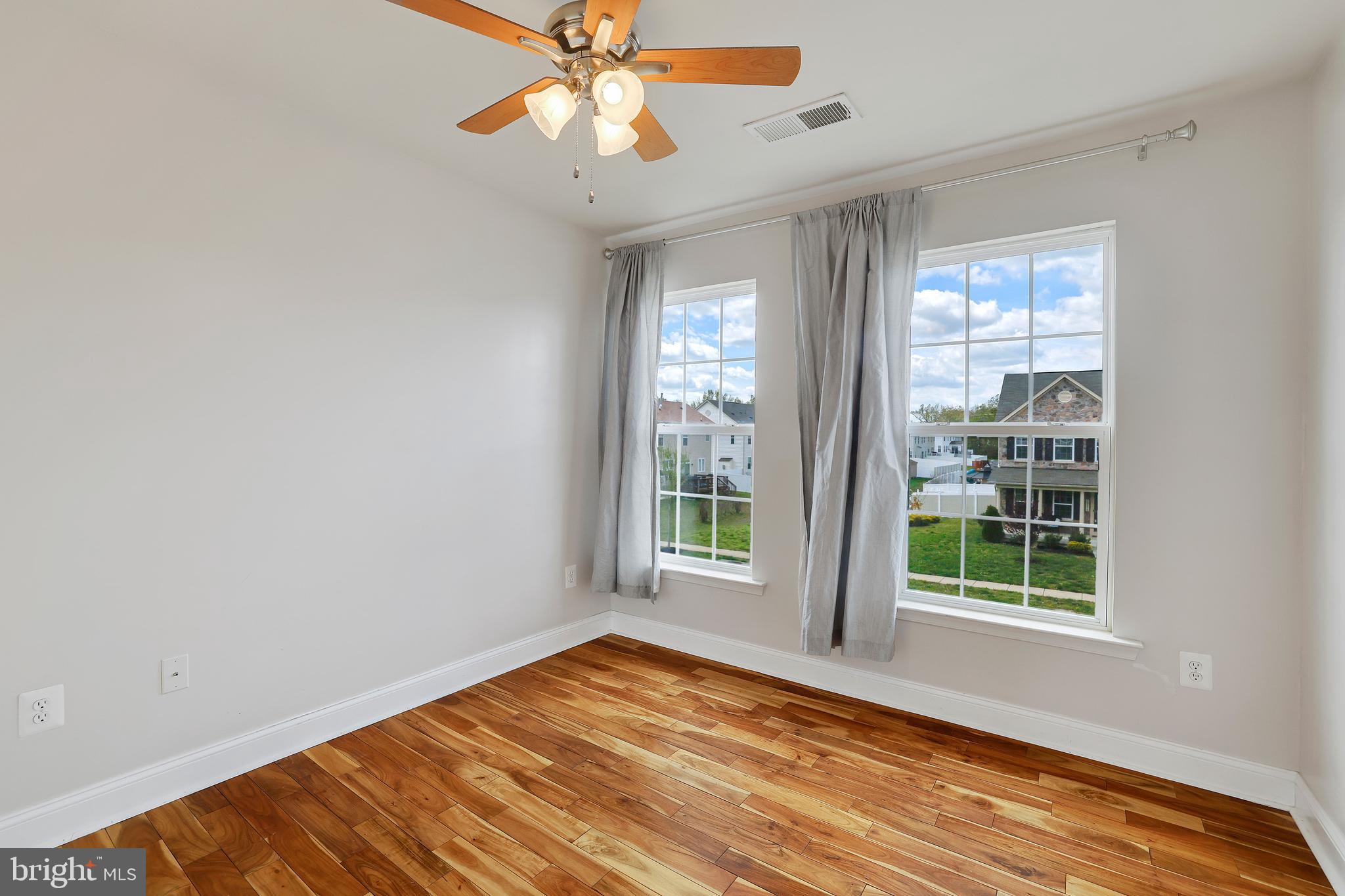 GREENHAVEN RUN - Residential