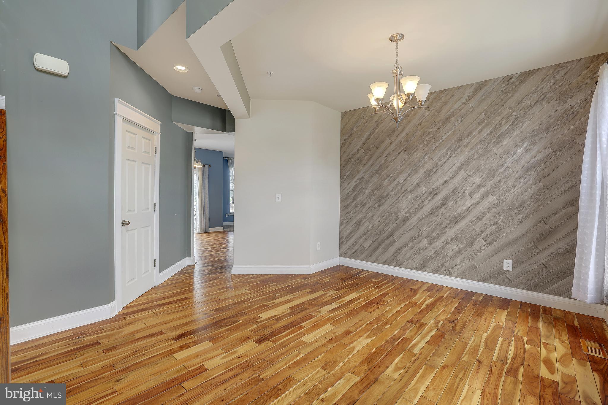 GREENHAVEN RUN - Residential