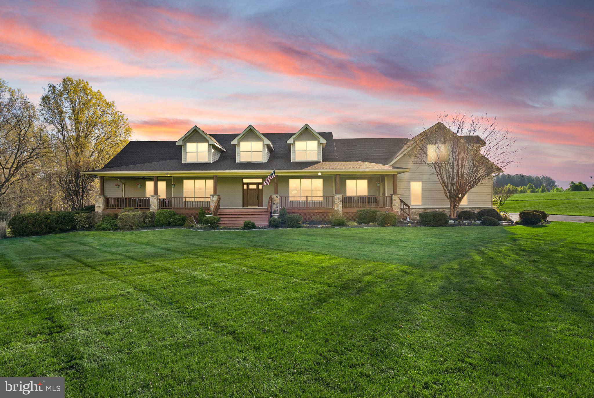 MACKENZIE MEADOWS - Residential