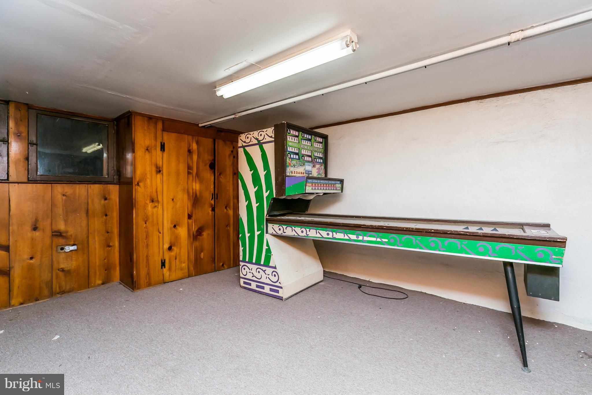 LAURAVILLE HISTORIC DISTRICT - Residential