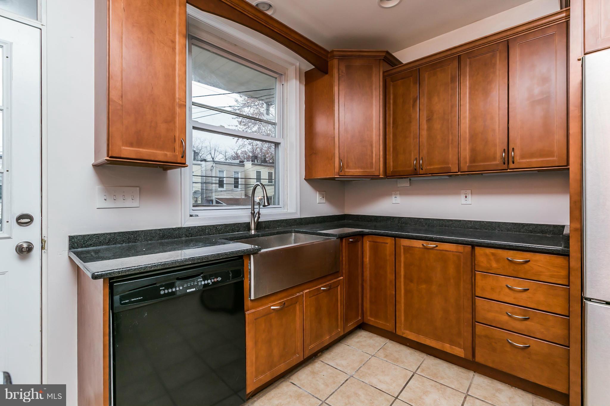 LAURAVILLE HISTORIC DISTRICT - Residential