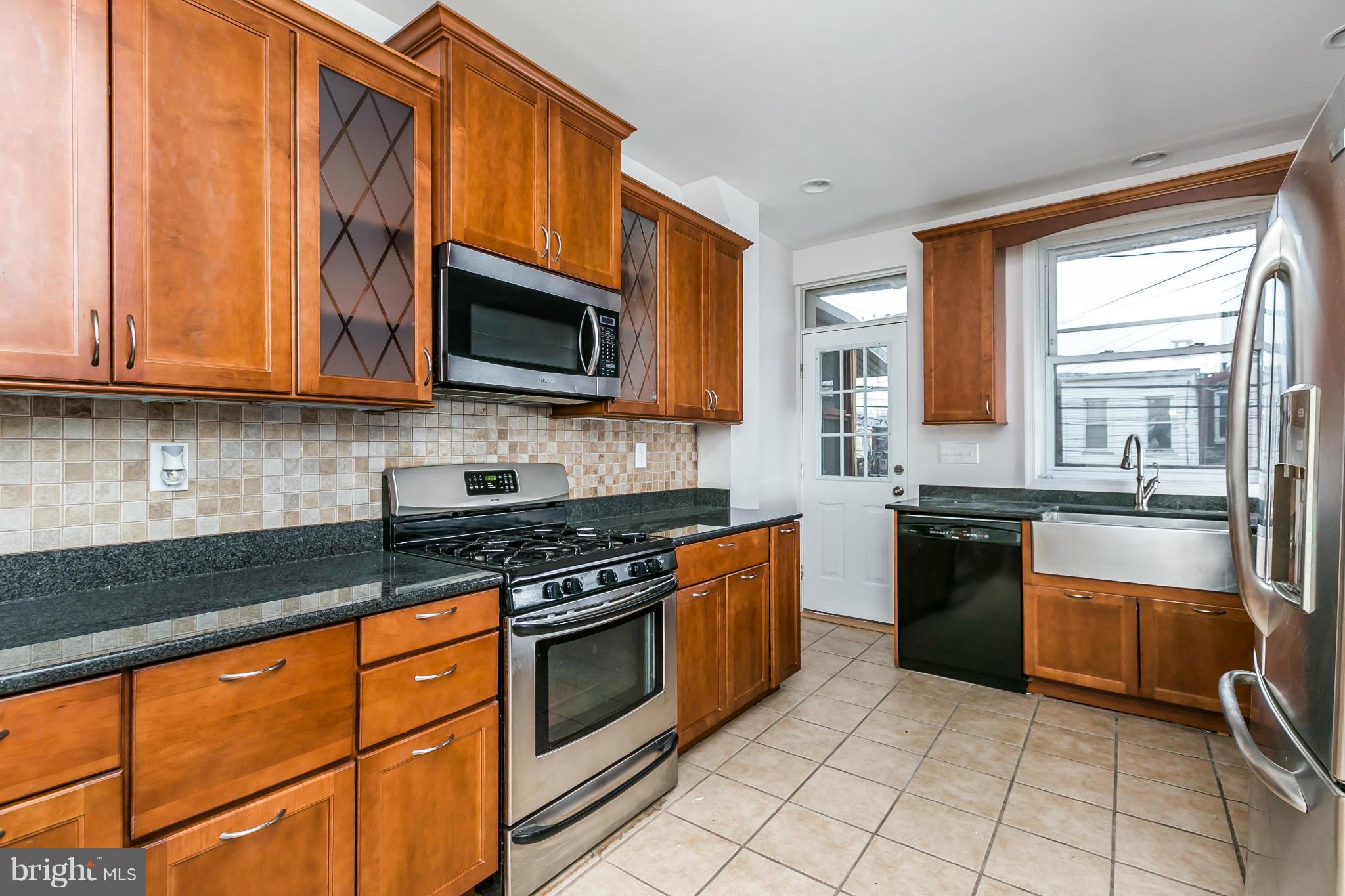 LAURAVILLE HISTORIC DISTRICT - Residential